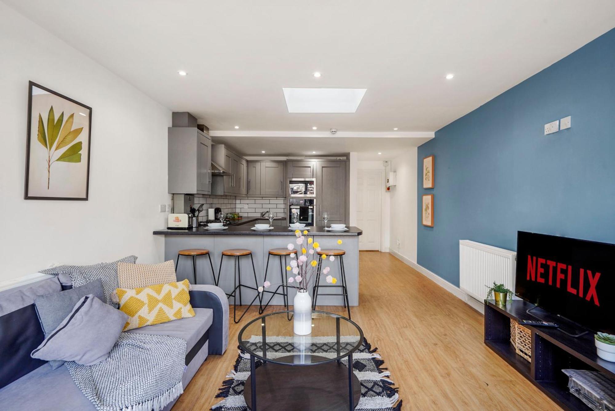 Apartment Modern Abode - Parking And Garden *